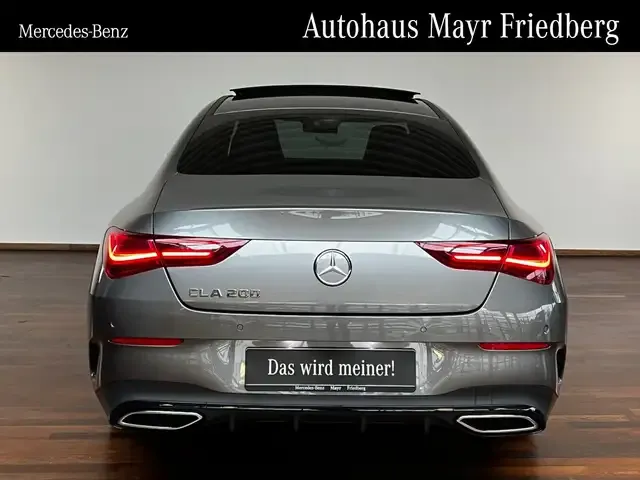 Mercedes-Benz CLA 200