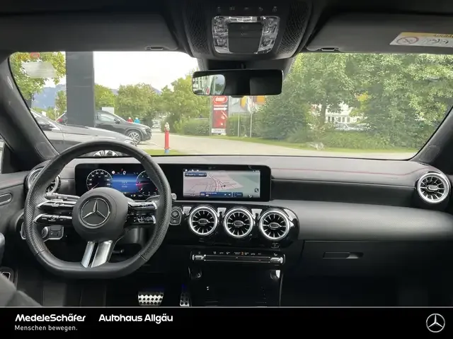 Mercedes-Benz CLA 220
