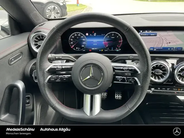 Mercedes-Benz CLA 220
