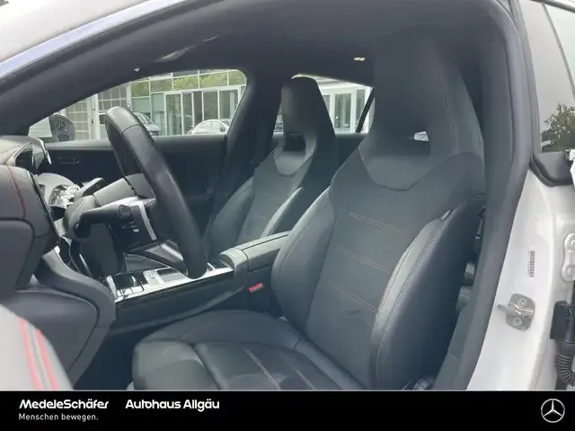 Mercedes-Benz CLA 220