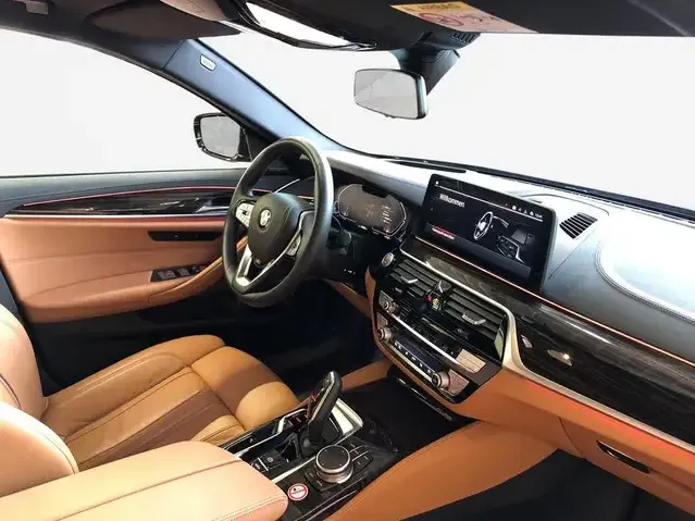 BMW 530