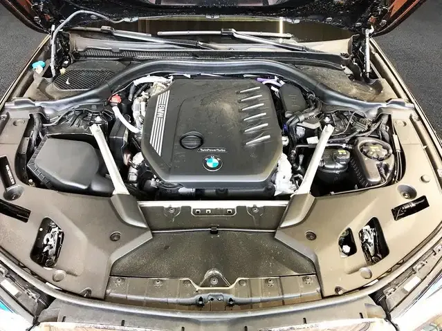 BMW 530