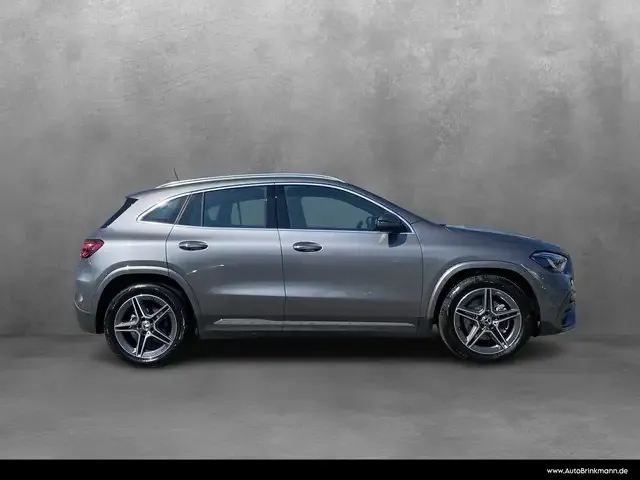 Mercedes-Benz GLA 180
