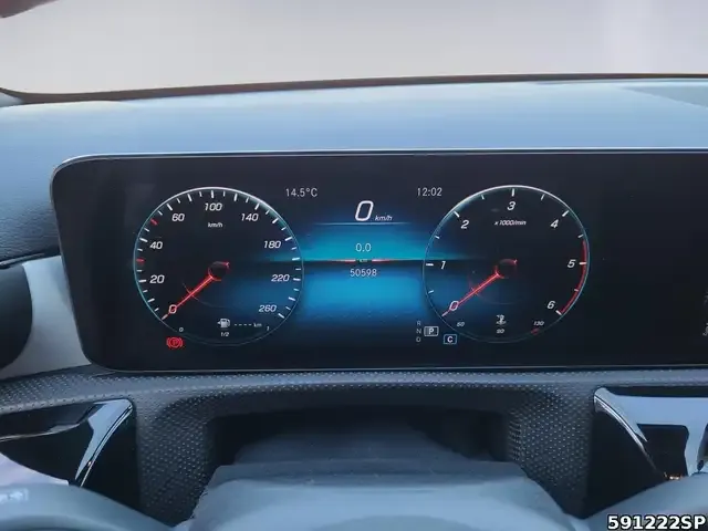 Mercedes-Benz A 220