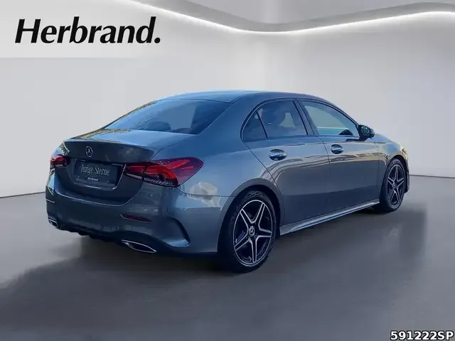 Mercedes-Benz A 220
