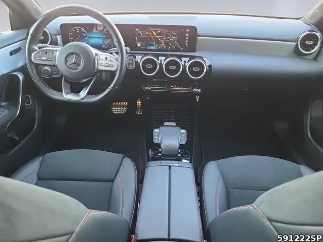 Mercedes-Benz A 220