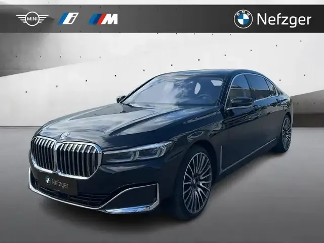 BMW 750