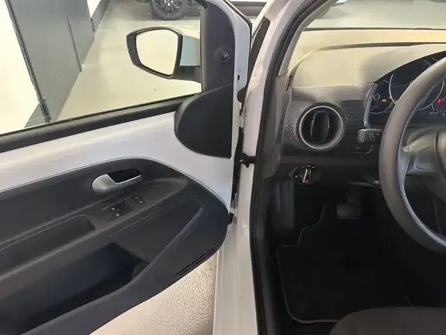 Volkswagen e-up!