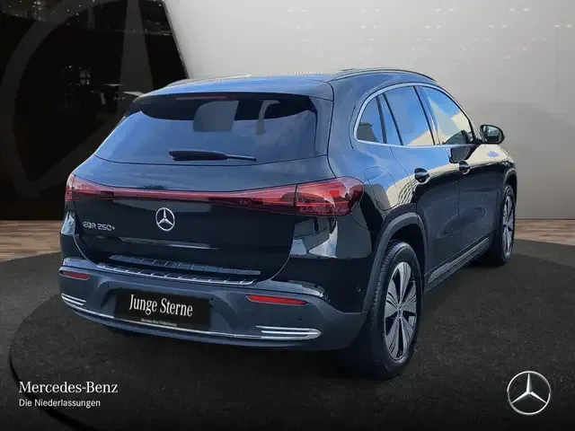 Mercedes-Benz EQA 250