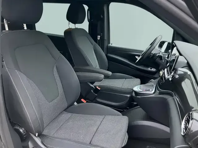 Mercedes-Benz EQV 300