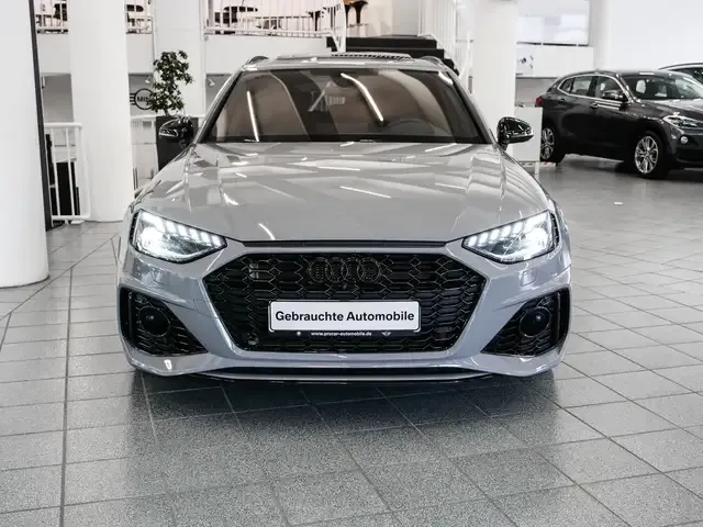 Audi RS4