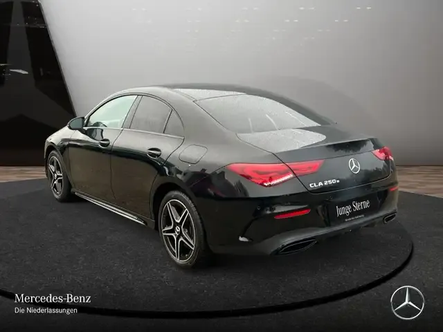 Mercedes-Benz CLA 250