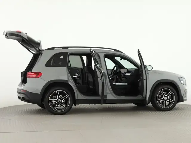 Mercedes-Benz GLB 200