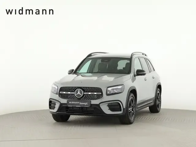 Mercedes-Benz GLB 200