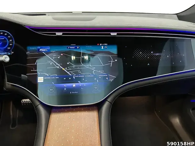 Mercedes-Benz EQS SUV