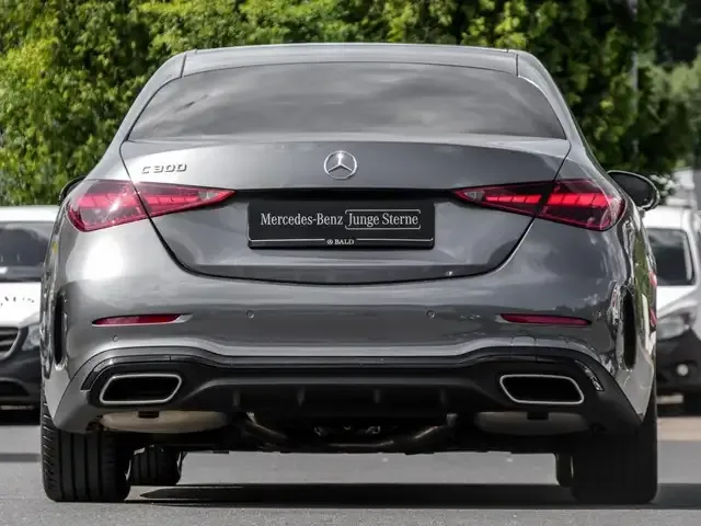 Mercedes-Benz C 300