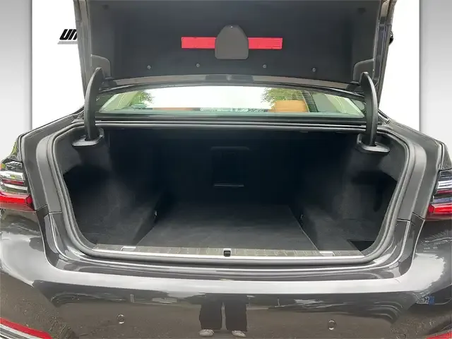 BMW 740