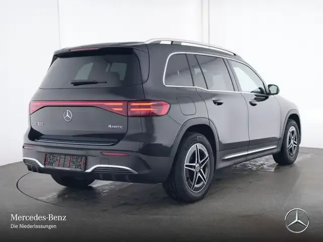 Mercedes-Benz EQB 300