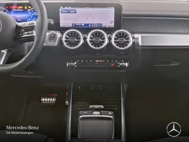 Mercedes-Benz EQB 300
