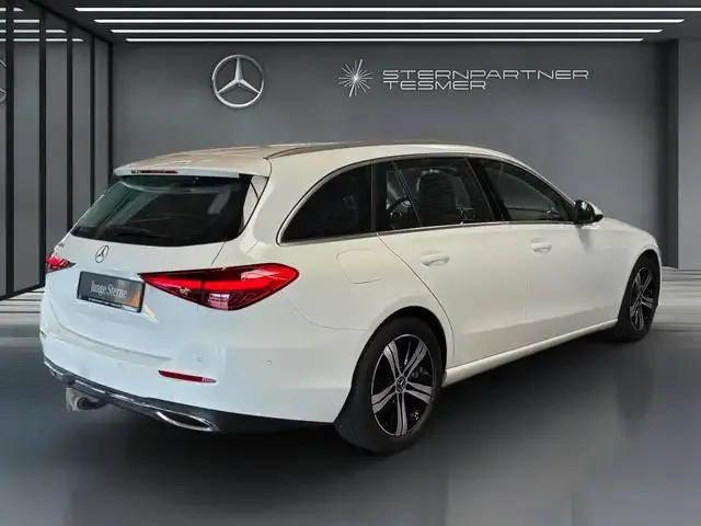 Mercedes-Benz C 220