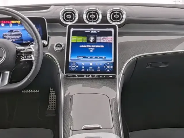 Mercedes-Benz GLC 300