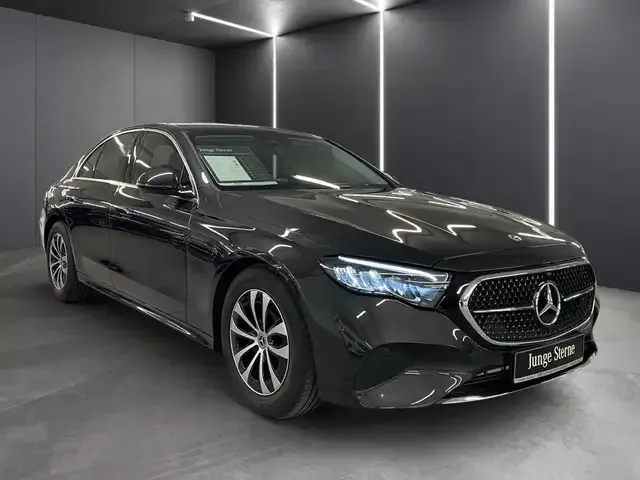 Mercedes-Benz E 200