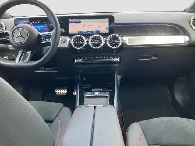 Mercedes-Benz GLB 200