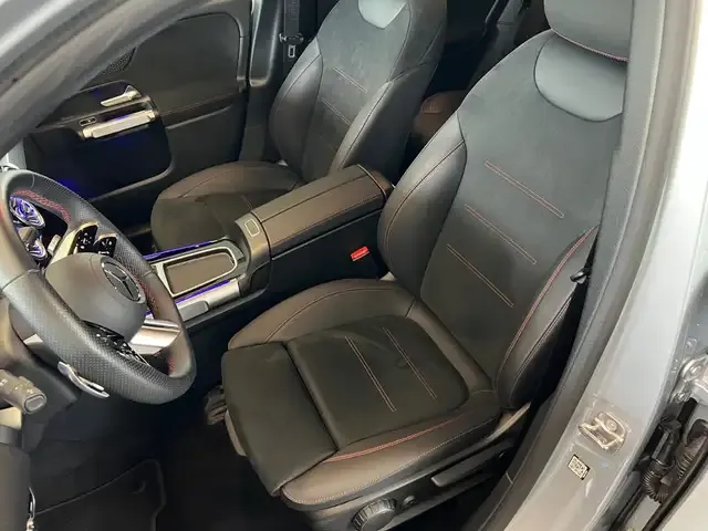 Mercedes-Benz EQB 300