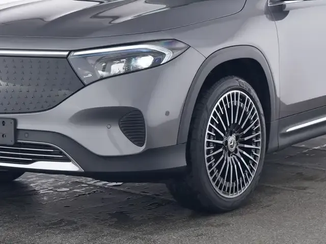 Mercedes-Benz EQB 300