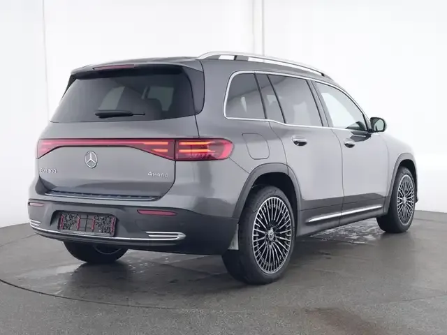 Mercedes-Benz EQB 300