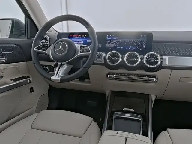Mercedes-Benz EQB 300