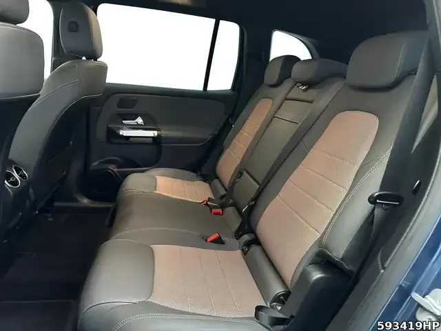 Mercedes-Benz EQB 300