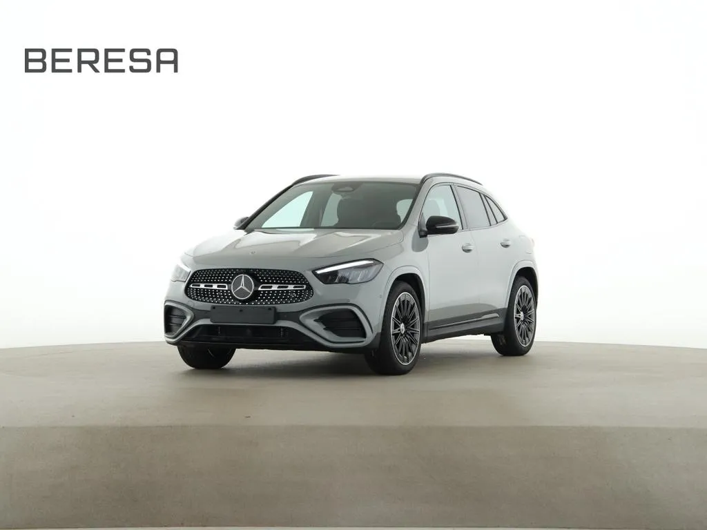 Mercedes-Benz GLA 180