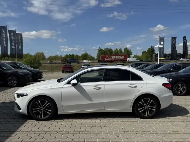 Mercedes-Benz A 200