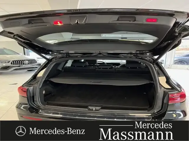 Mercedes-Benz EQB 350