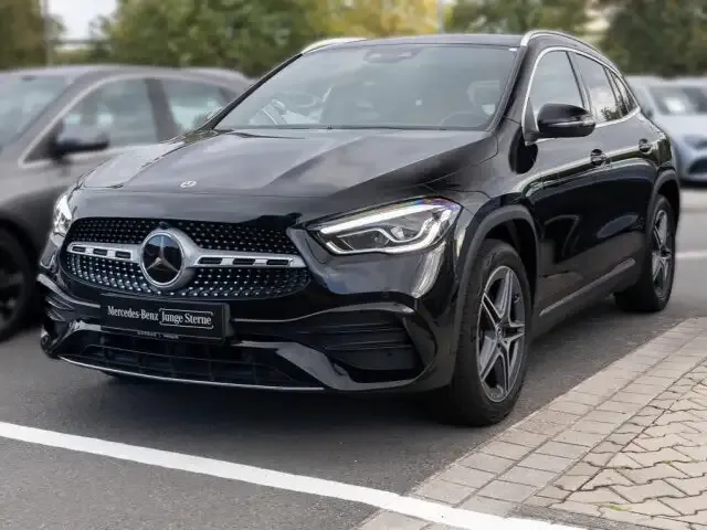 Mercedes-Benz GLA 250