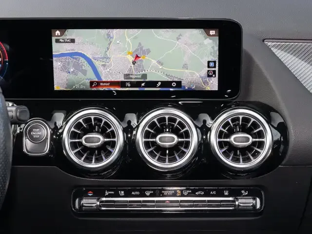 Mercedes-Benz GLA 250