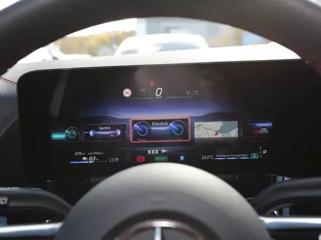 Mercedes-Benz EQA 350