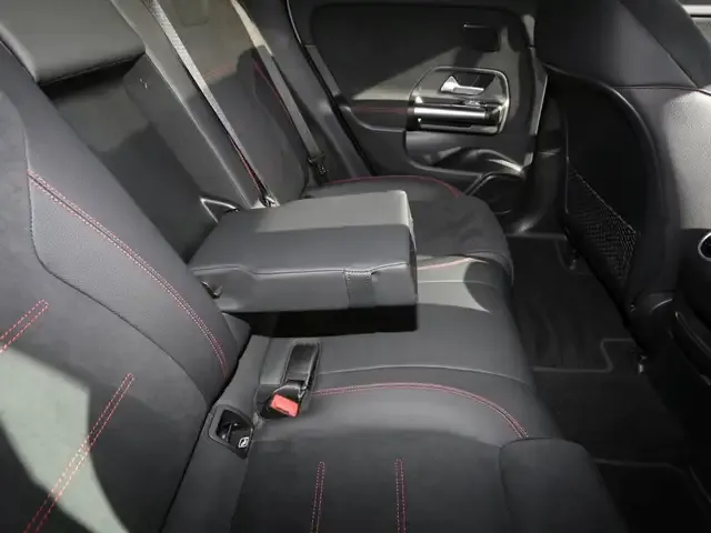 Mercedes-Benz EQA 350