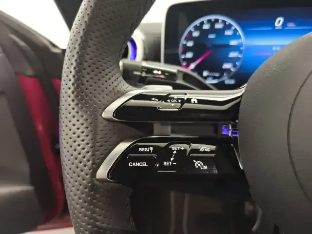 Mercedes-Benz CLE 200