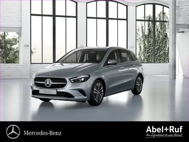 Mercedes-Benz B 220