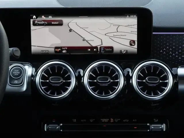 Mercedes-Benz GLB 200