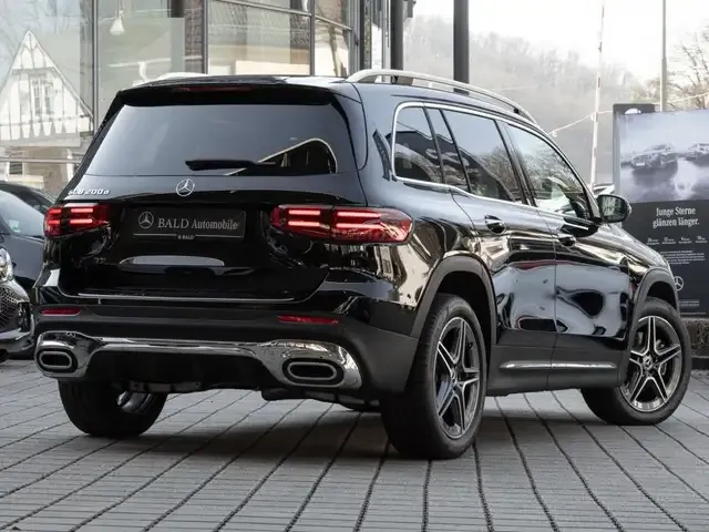 Mercedes-Benz GLB 200