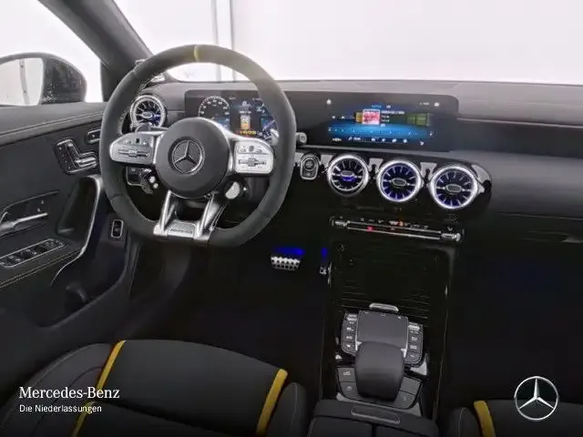 Mercedes-Benz CLA 45 AMG