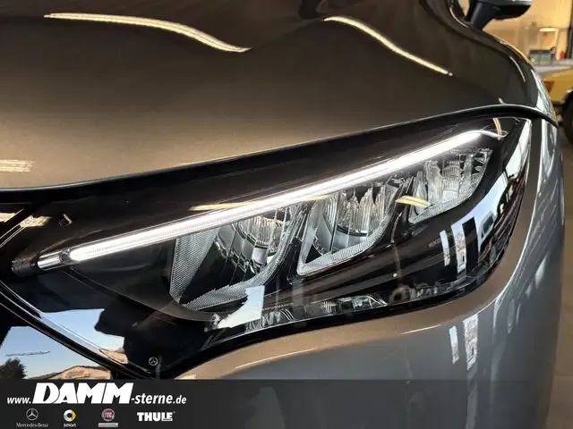 Mercedes-Benz EQE 300