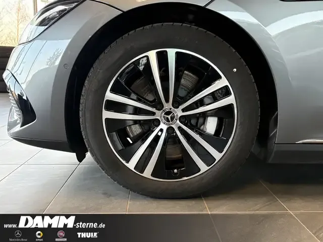 Mercedes-Benz EQE 300