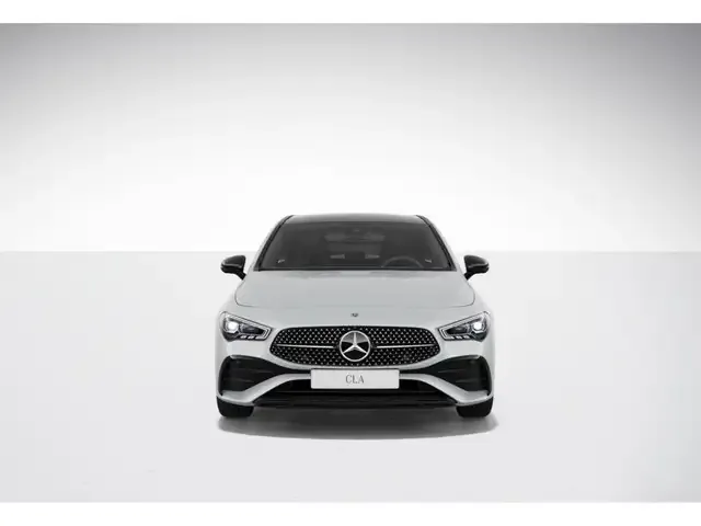 Mercedes-Benz CLA 220