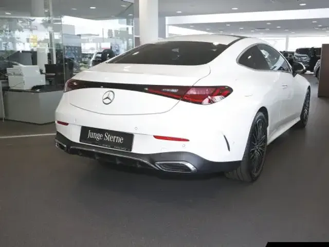 Mercedes-Benz CLE 200