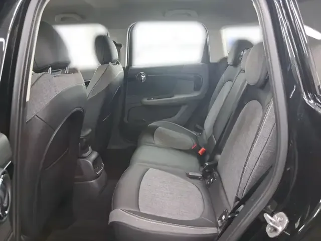 MINI One Countryman