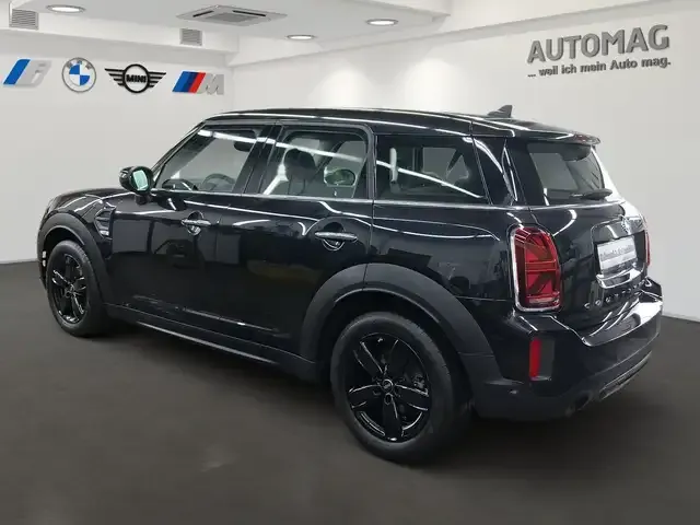 MINI One Countryman